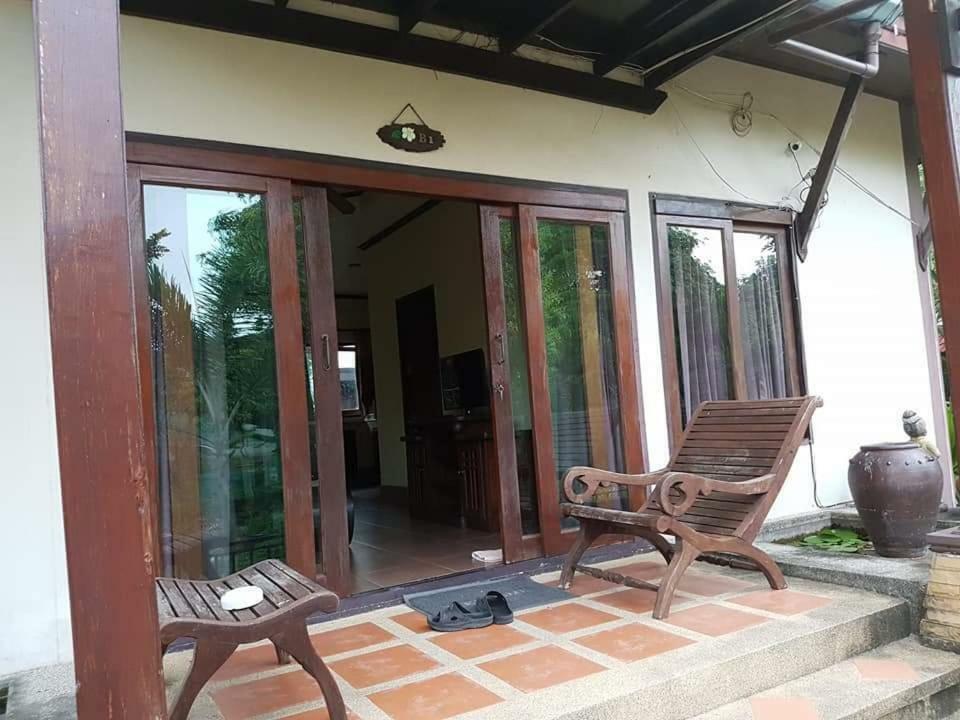 Niracha Chaweng House Hotel Ngoại thất bức ảnh