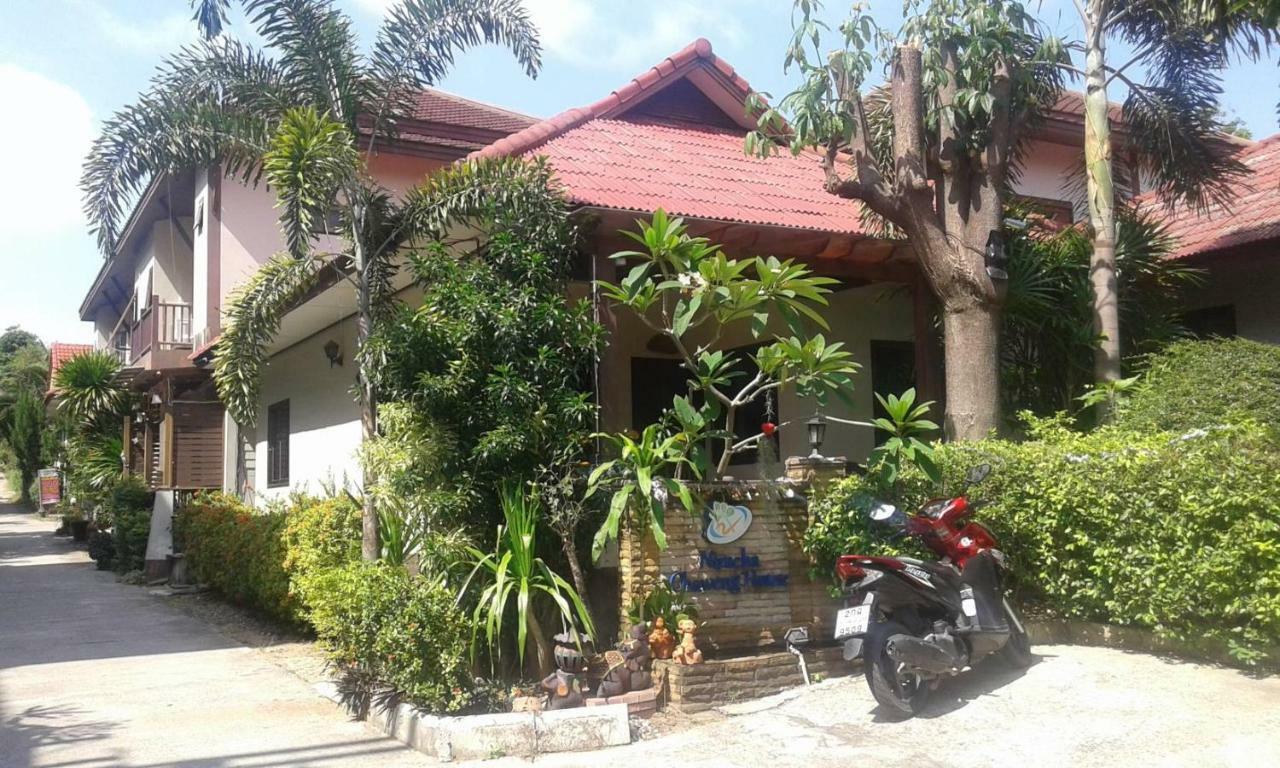 Niracha Chaweng House Hotel Ngoại thất bức ảnh