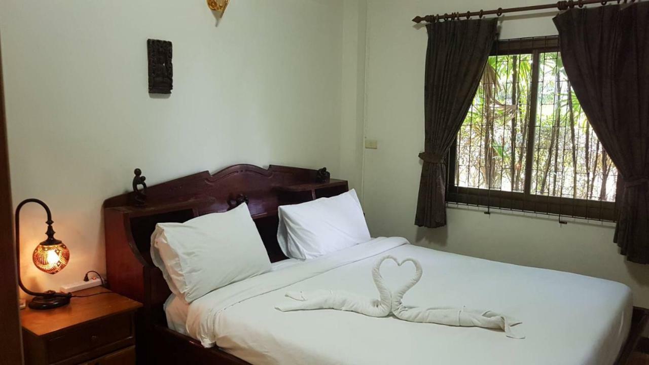 Niracha Chaweng House Hotel Ngoại thất bức ảnh