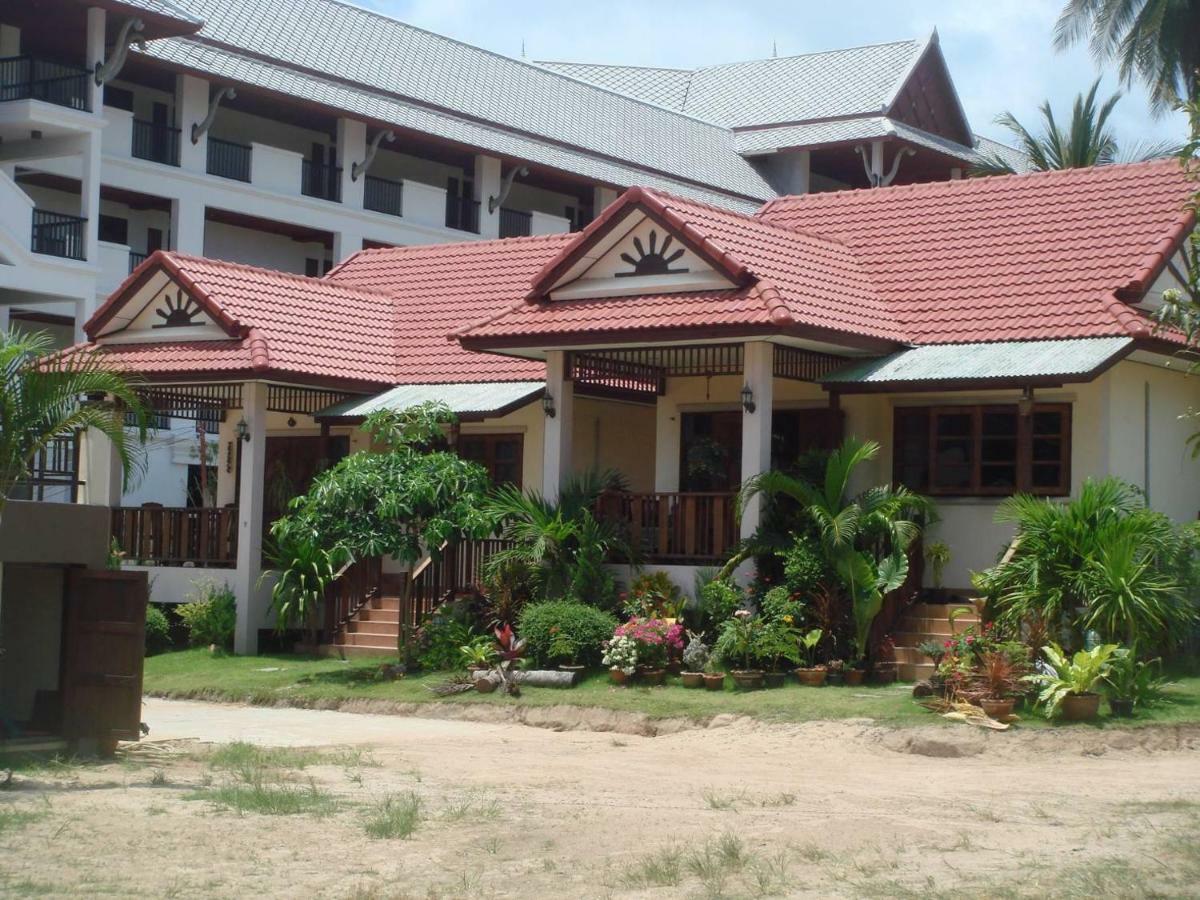 Niracha Chaweng House Hotel Ngoại thất bức ảnh