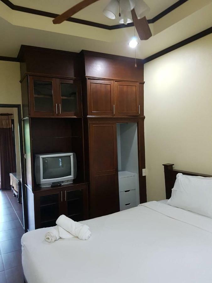 Niracha Chaweng House Hotel Ngoại thất bức ảnh