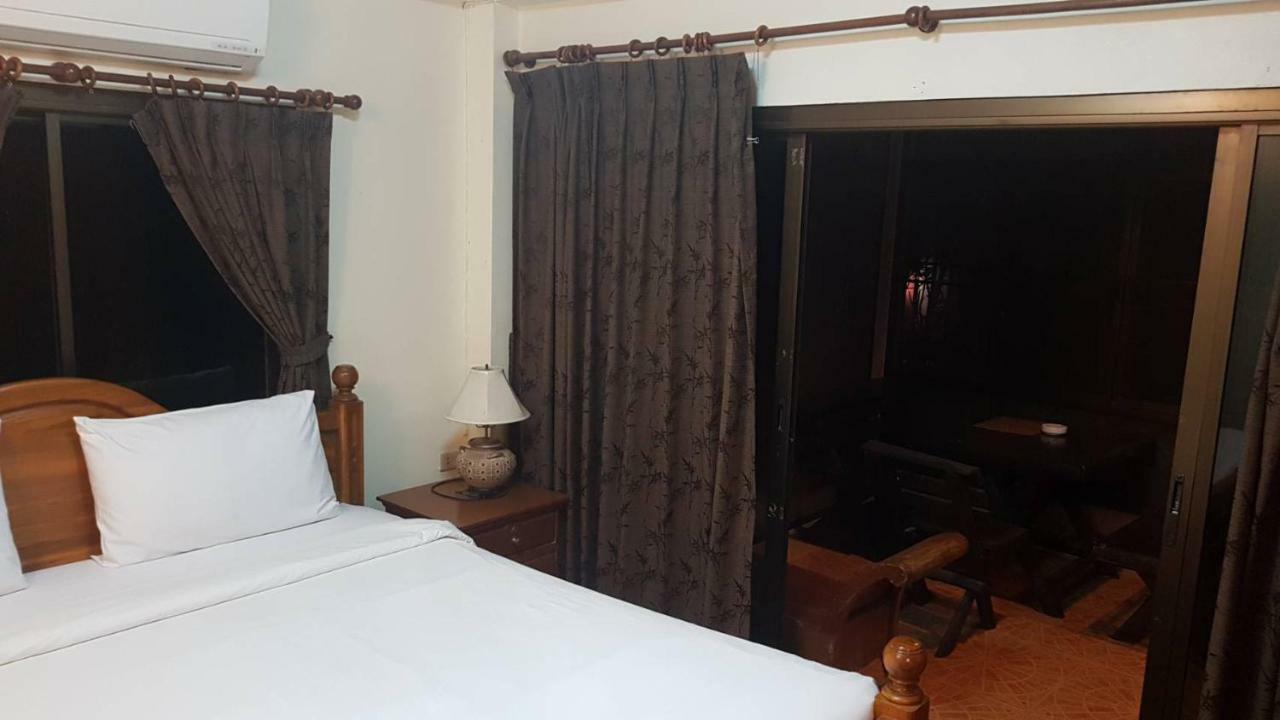 Niracha Chaweng House Hotel Ngoại thất bức ảnh