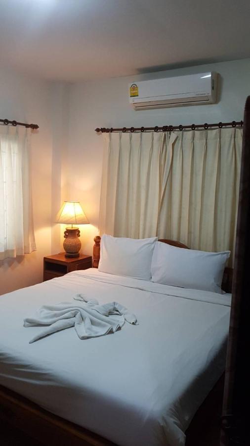 Niracha Chaweng House Hotel Ngoại thất bức ảnh